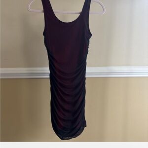 Black/red bodycon dress.